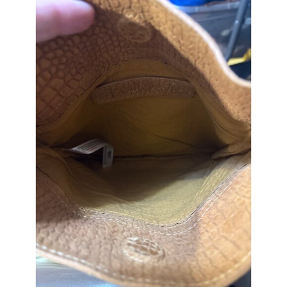 Free People Croc Embossed Suede Crossbody Bag With Chain Strap Tan - Picture 4 of 5